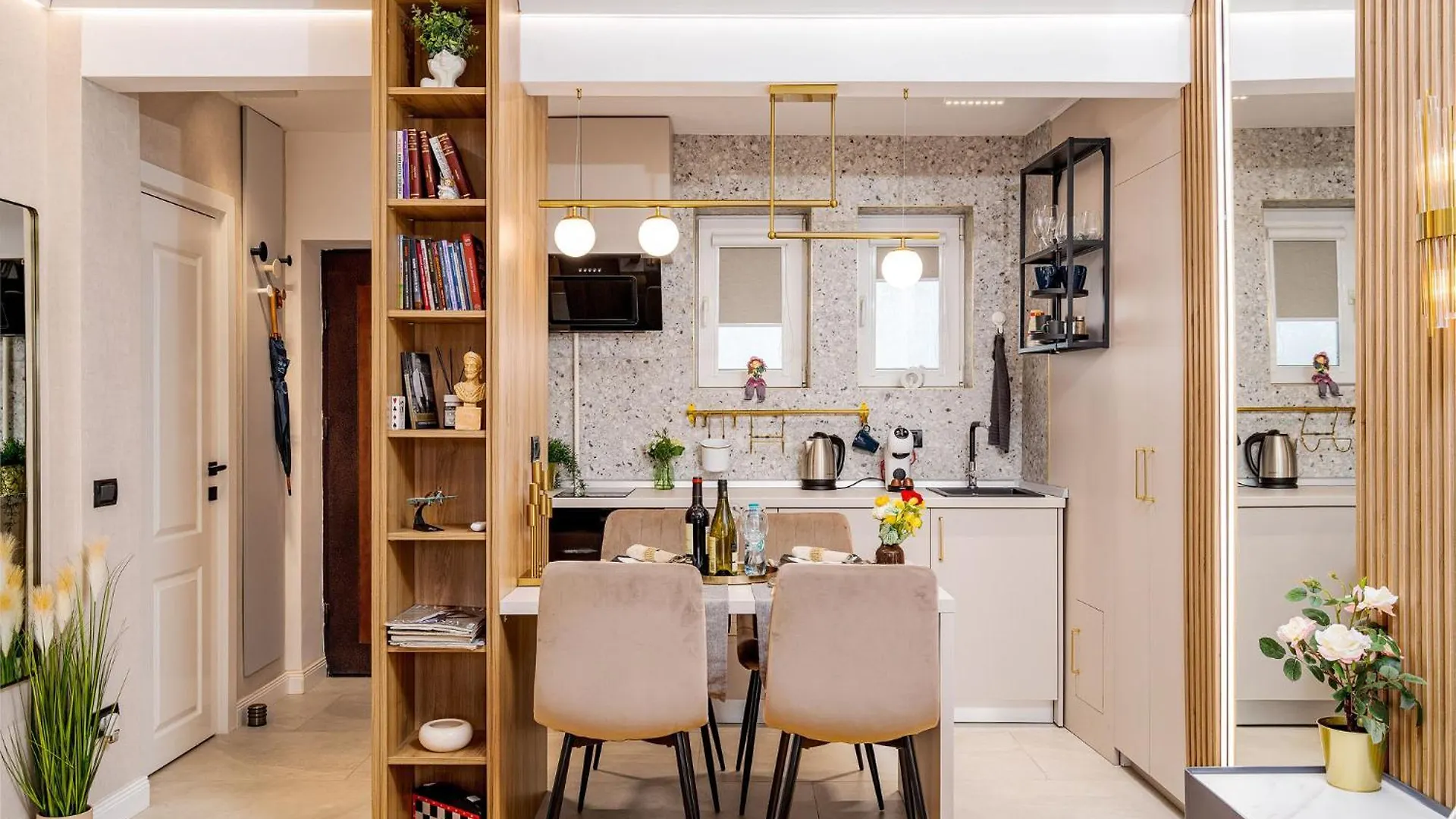 Romana Vibe Elegance In The Heart Of The City Бухарест 0*,  Румыния