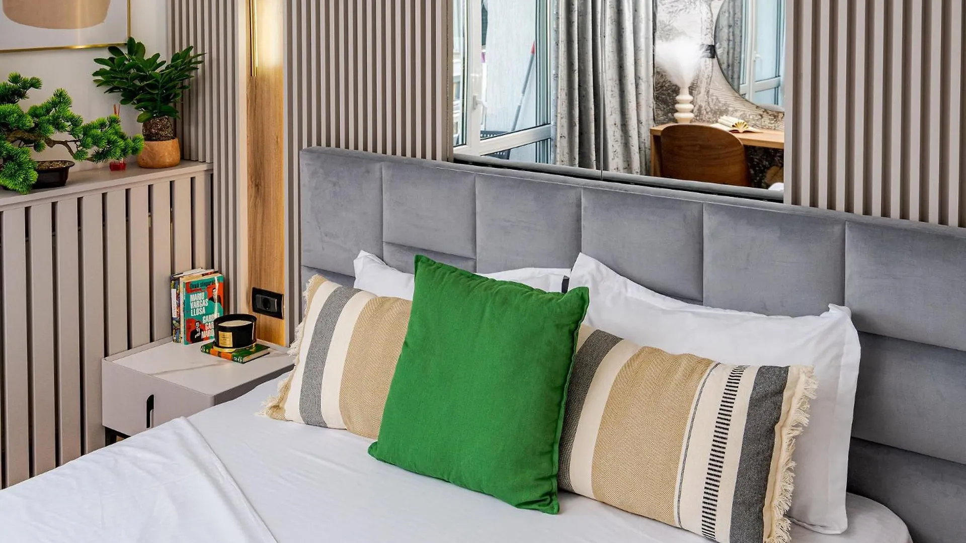 Апартаменты Romana Vibe Elegance In The Heart Of The City Бухарест Румыния