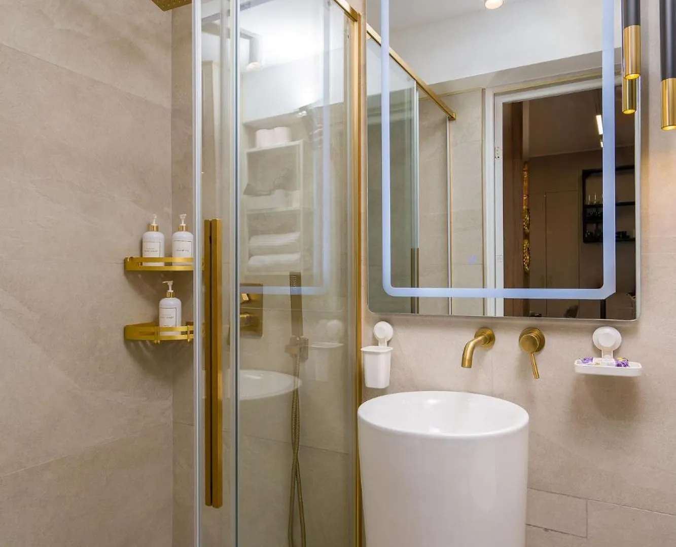 Romana Vibe Elegance In The Heart Of The City Бухарест Апартаменты