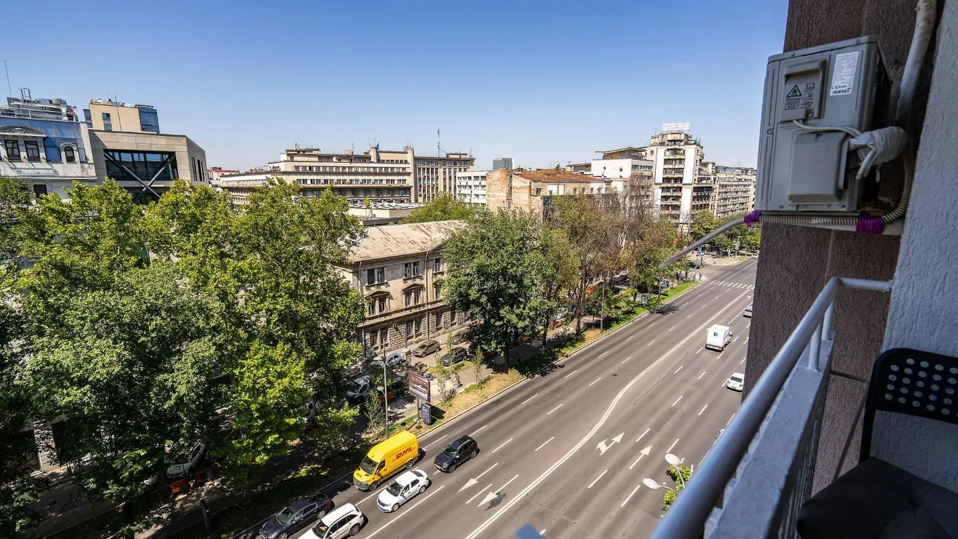 Romana Vibe Elegance In The Heart Of The City Бухарест Румыния